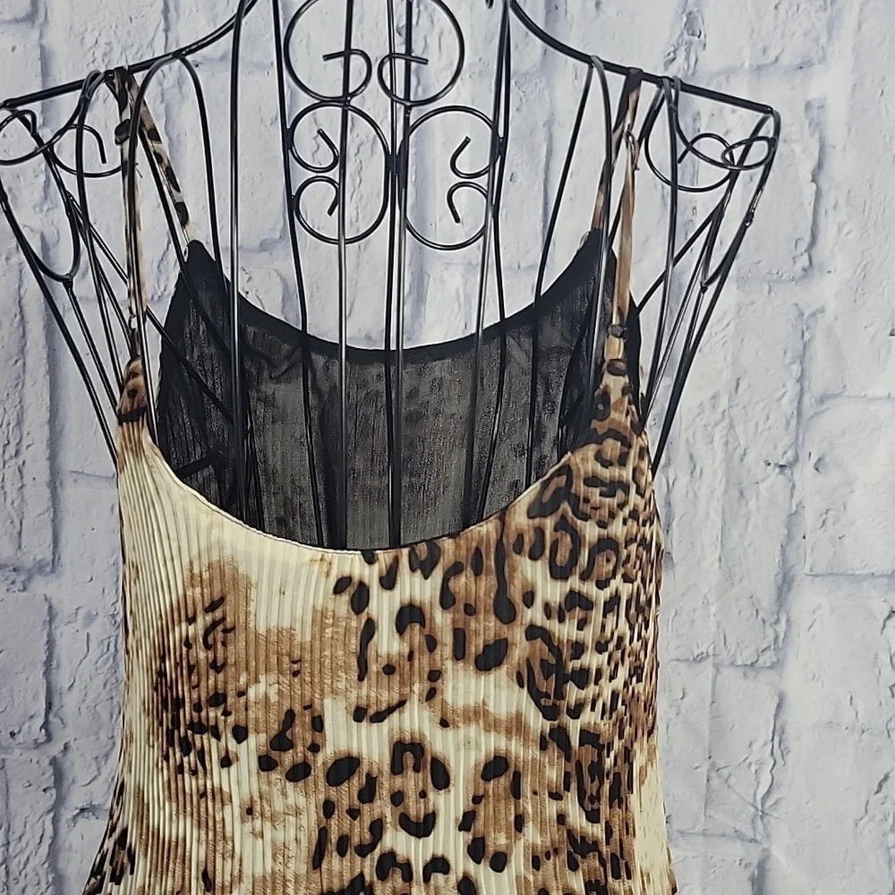 Davi & Dani Leopard Print Flowy Crinkle Lacey Blo… - image 5